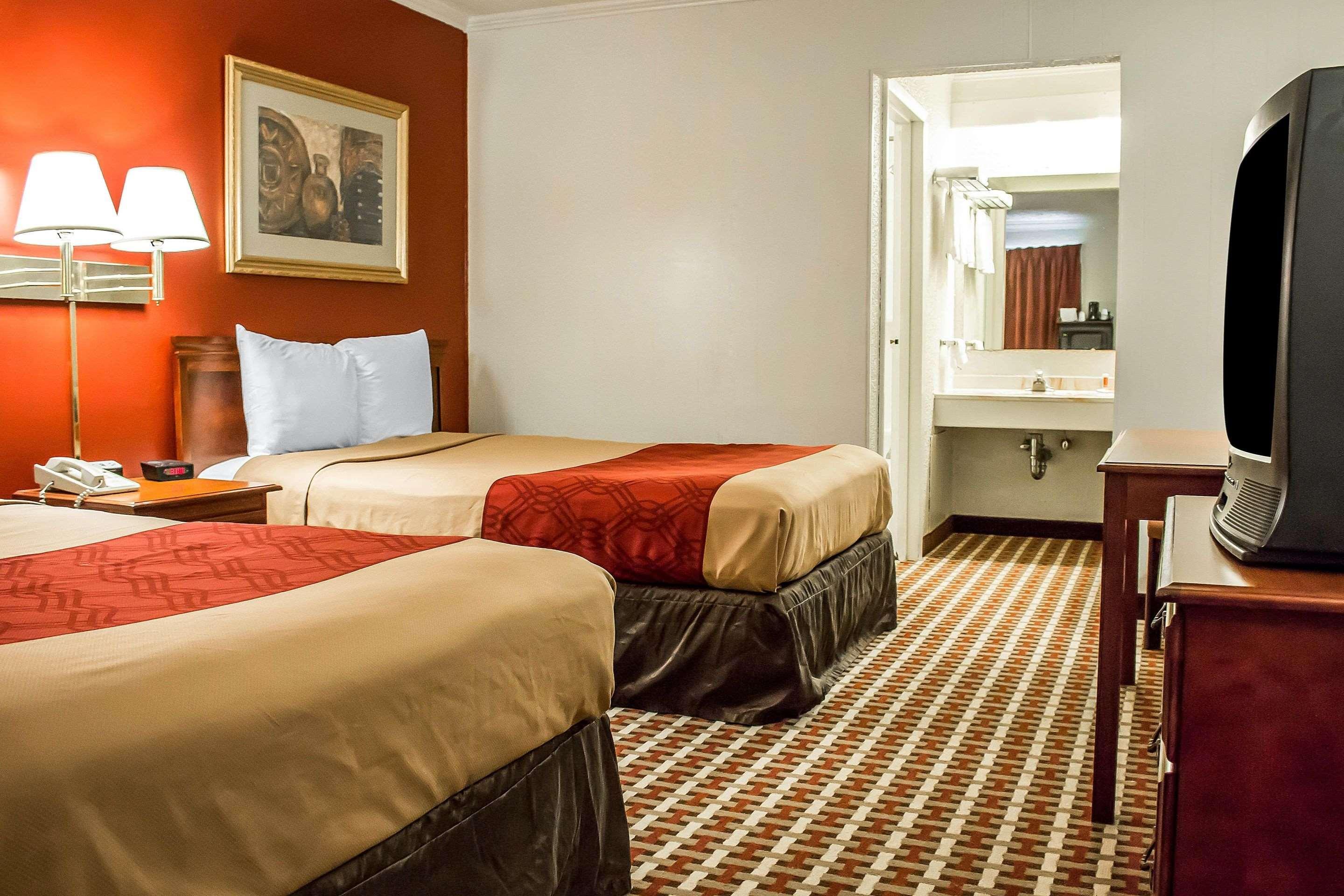 Hotel Econo
