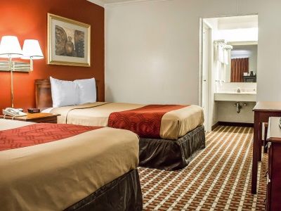 Hotel Econo 2*